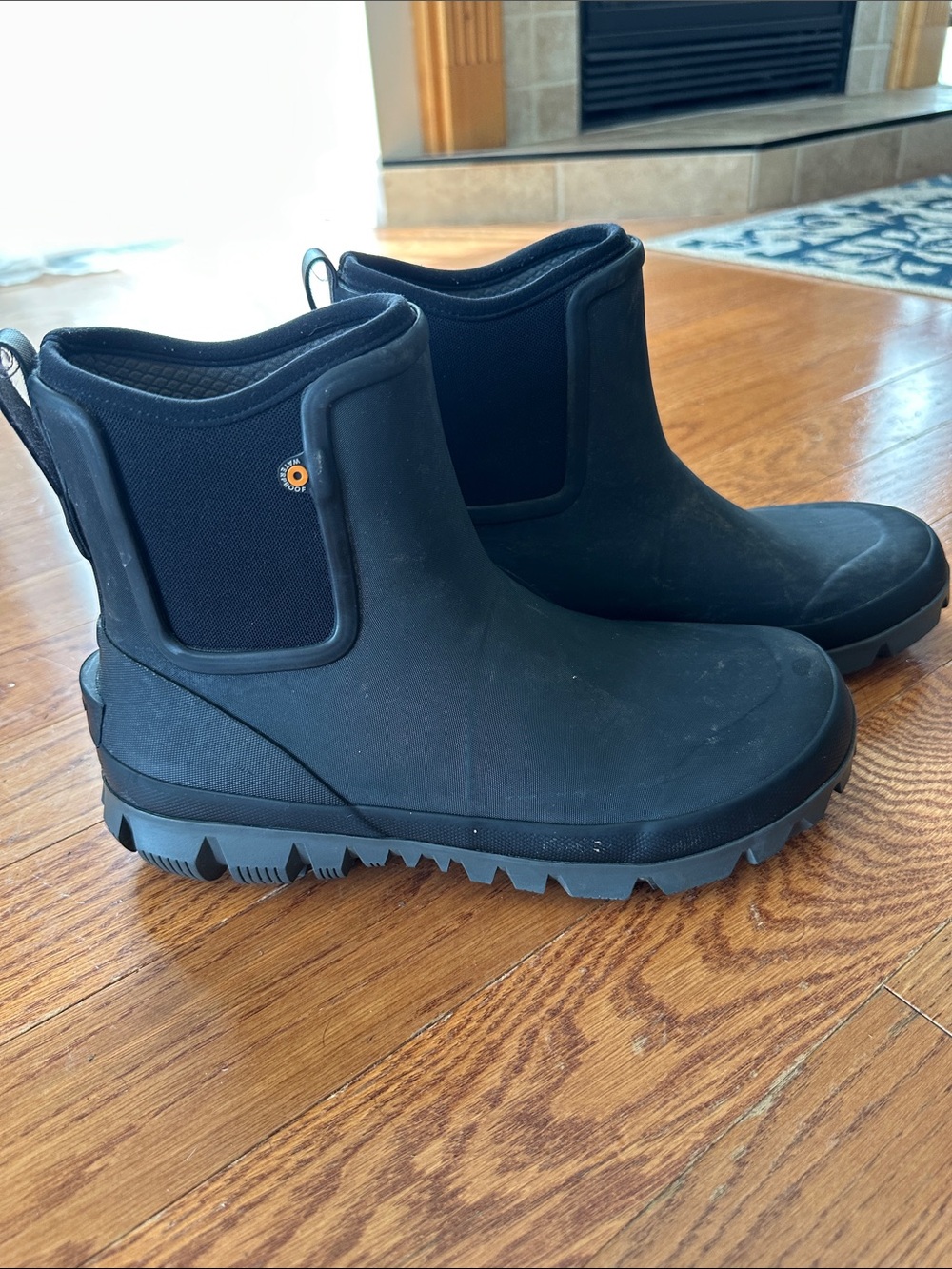Bogs Black Chelsea Slip-On Waterproof Rain & Snow Boots